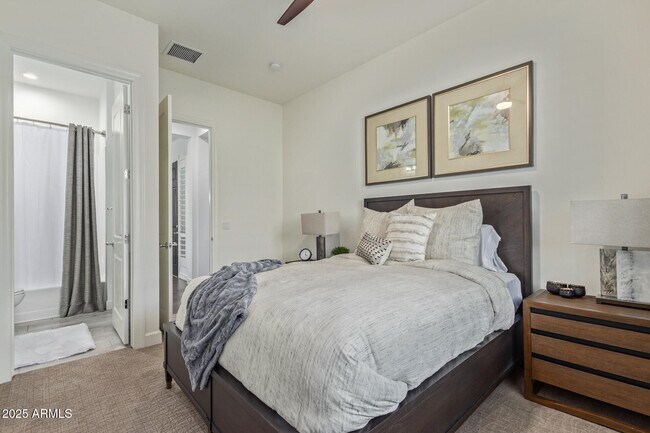 Building Photo - 4601 S Pinaleno Dr