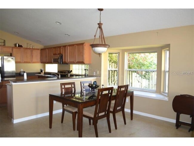Building Photo - 5750 Los Palma Vista Dr