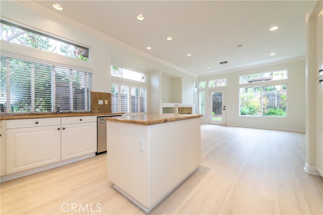 Building Photo - 58 Oakhurst Rd