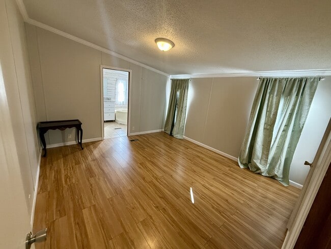 Building Photo - 258 Long Boys Trail