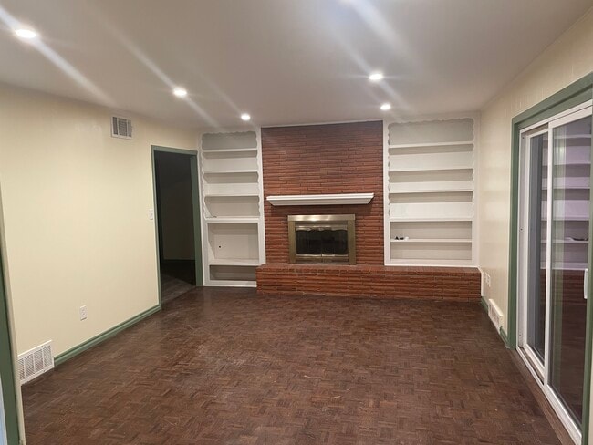 Building Photo - 3106 NW 63rd St