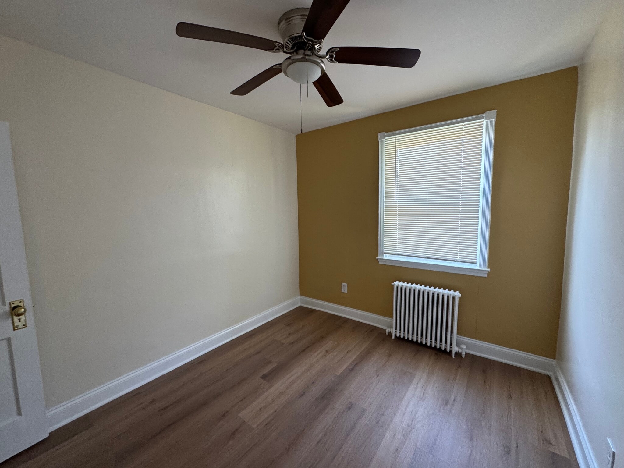 Bedroom 2 - 913 Saint Dunstans Rd