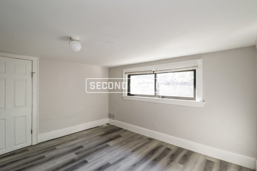 Building Photo - 1607 Minion Ave