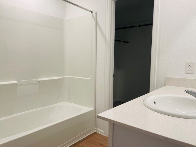 Building Photo - 19507 Oliveto Ct.