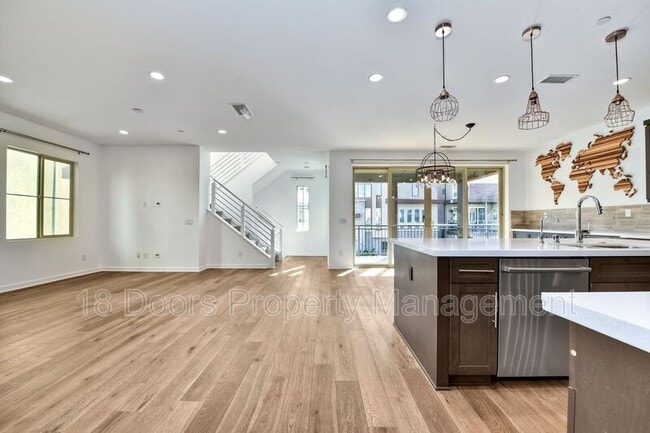 Building Photo - 8332 Ridge Ct