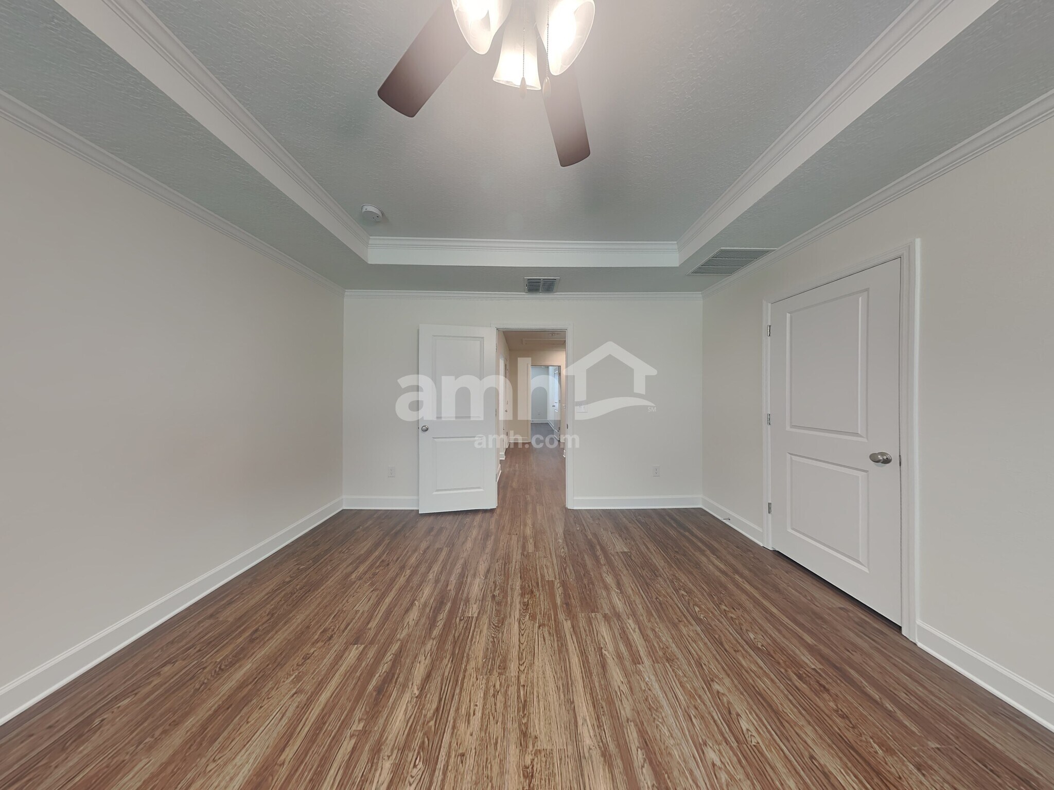 Building Photo - 1030 Walden Pond Dr