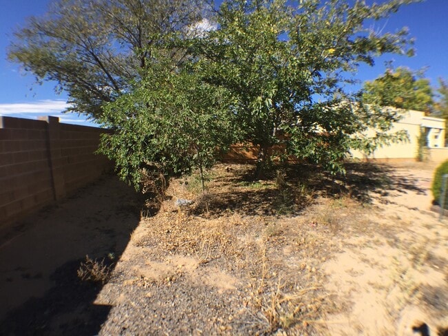 Building Photo - Cozy North Hills Home