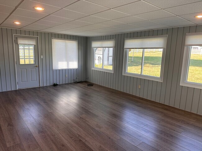 Building Photo - 3206 W 1000 N