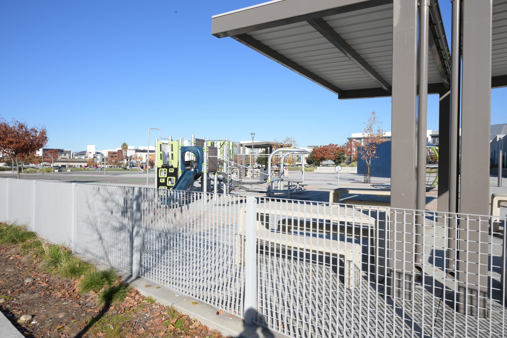 Building Photo - 45139 Challenge Cmn