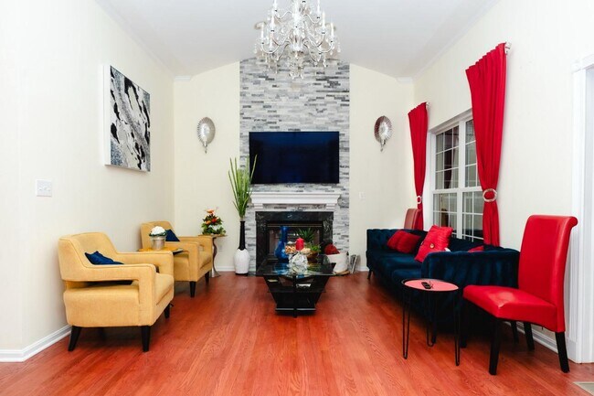 Building Photo - 18278 Maple Spring Ct