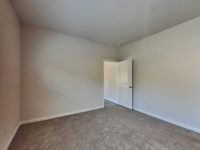 Building Photo - 6328 Baraboo Dr