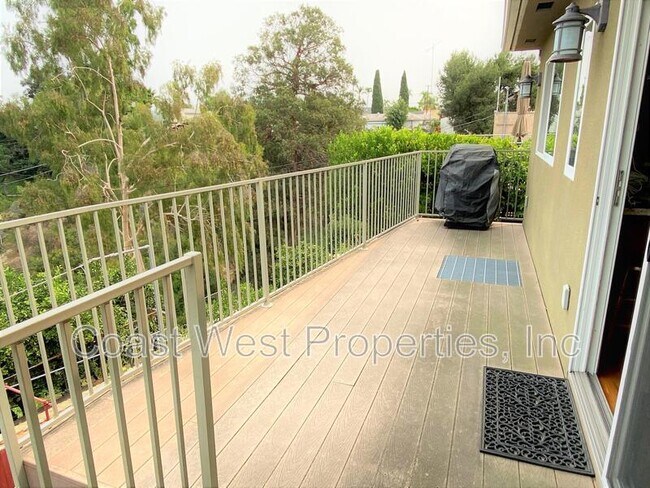 Building Photo - 4372 Argos Dr