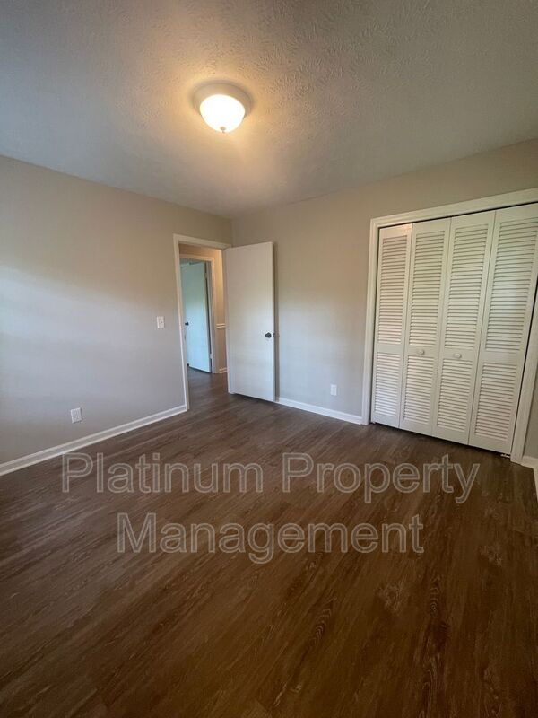 Building Photo - 224 Cold Creek Dr