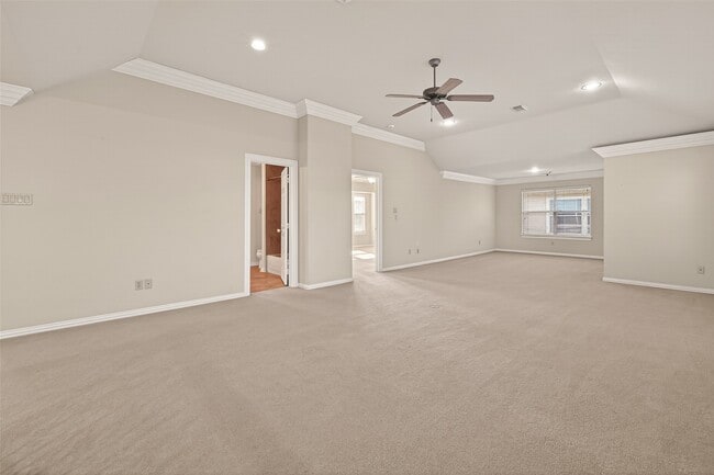 Building Photo - 2210 Bywater Dr