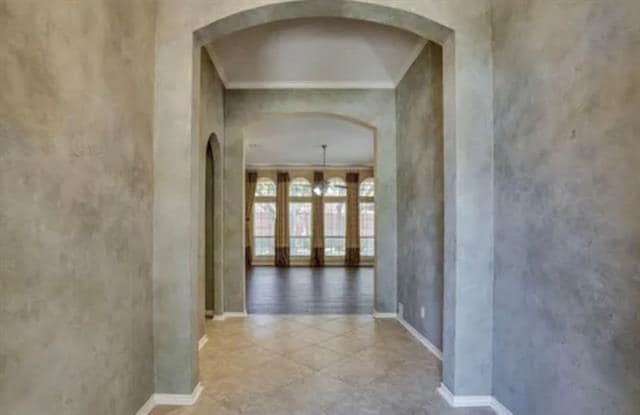 Building Photo - 3400 Dowland Dr