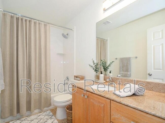 Building Photo - 450 W 1800 N