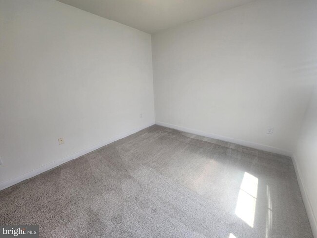 Building Photo - 771 Switchgrass Ct