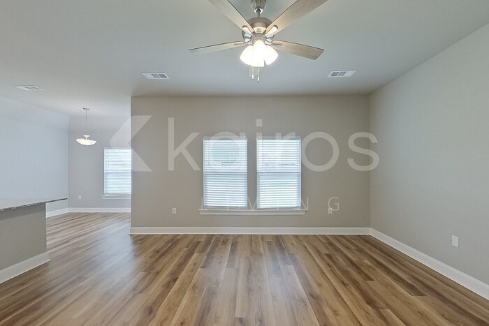 Building Photo - 13754 Willowmore Dr