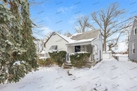 Building Photo - 1042 Highland Park Blvd