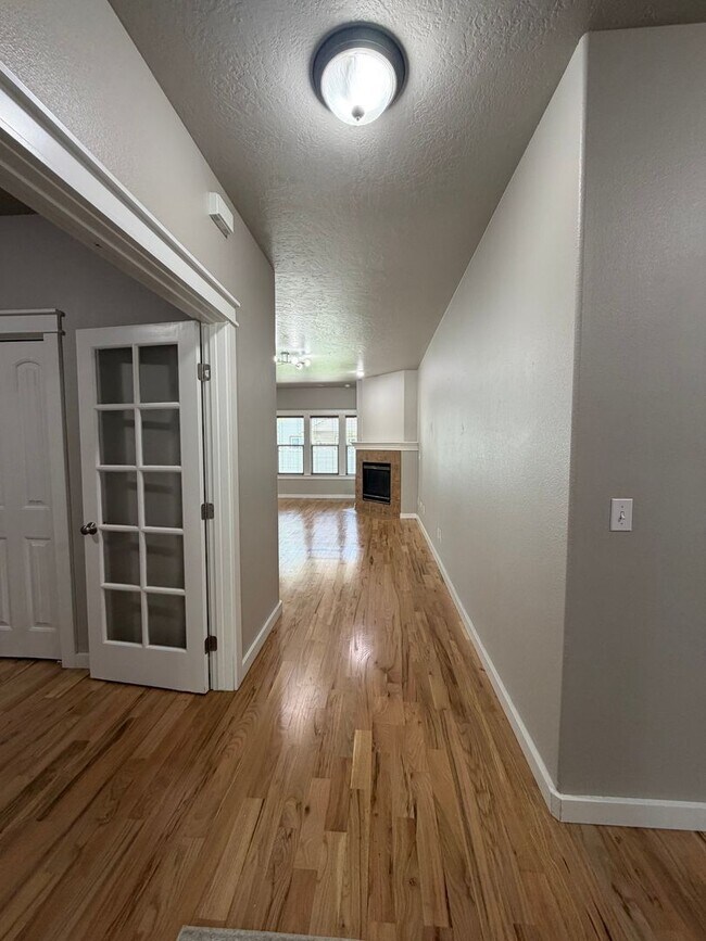 Building Photo - Jayden Village Sub: 4 Bedroom 2 Bath with Community Pool Ten Mile and Ustick