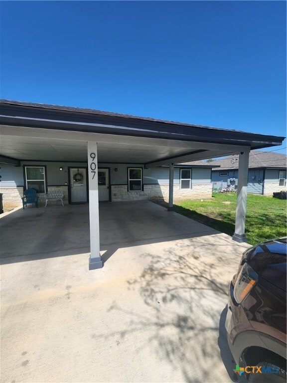 Primary Photo - 907 E 3rd St