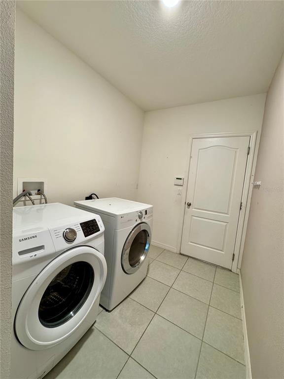 Building Photo - 3705 Apopka Ridge Cir