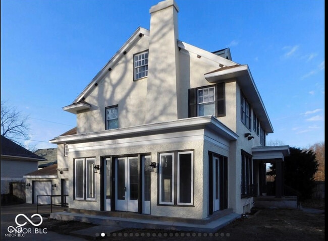 Building Photo - 3158 E Fall Creek Pkwy N Dr