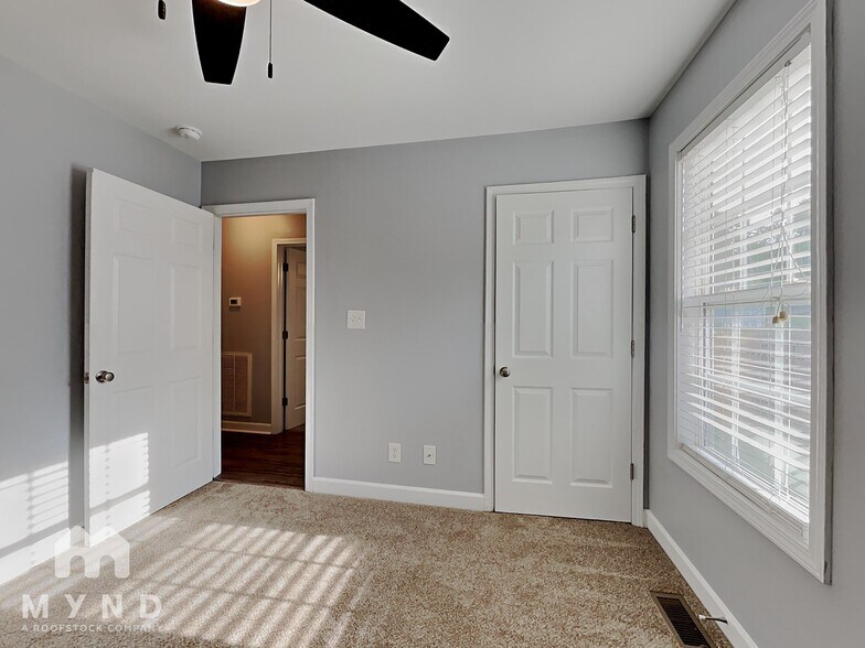 Building Photo - 2070 Brantley Creek Dr