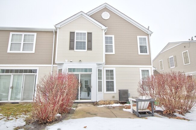 Building Photo - 4562 Garritano St