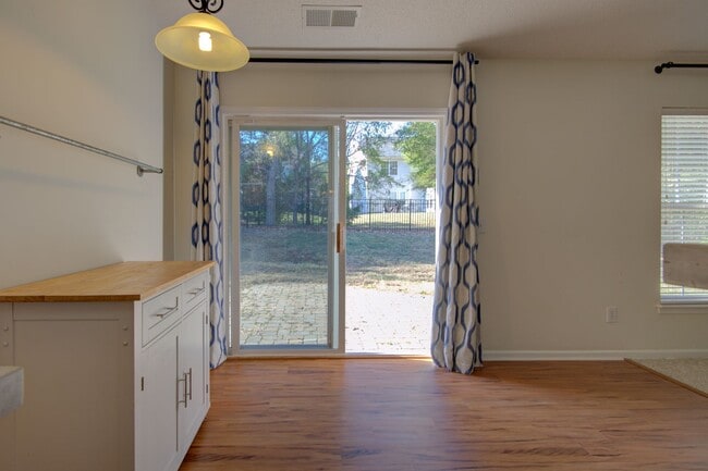 Building Photo - COMING SOON! Beautiful 3BR/2BA Home with Bonus Room in Sought-After Arbor Creek, Charlotte