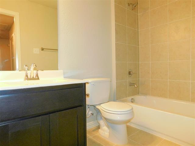 Building Photo - 3129 Solana Cir