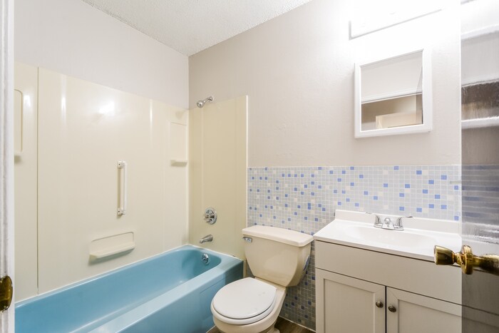 Building Photo - 11728 Vizcuya Ct