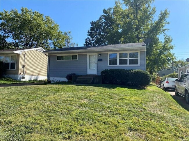 Building Photo - 178 Floralea Pl