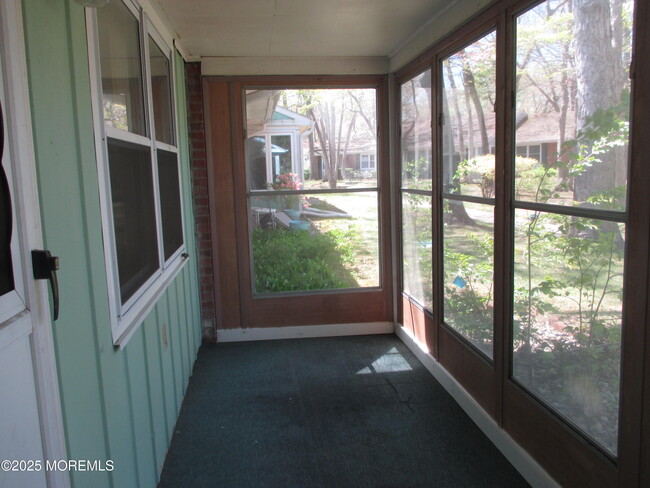 Building Photo - 89D Dorchester Dr