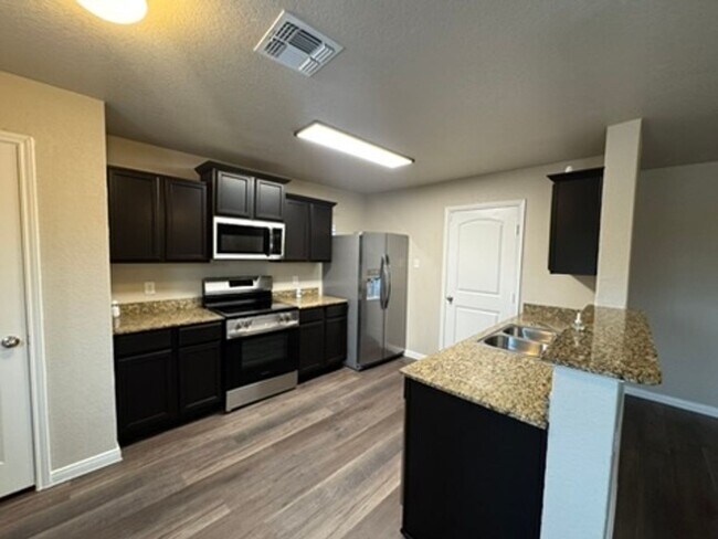 Building Photo - 3-Bedroom Home in Southeast San Antonio with Spacious Backyard & Open Layout