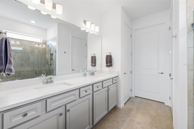 Building Photo - 9454 Ballaster Pointe Lp