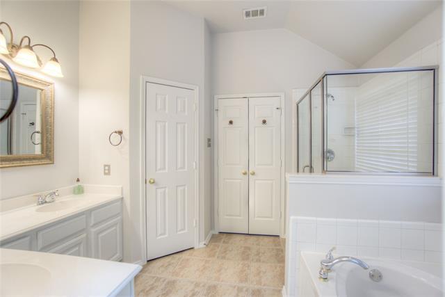 Building Photo - 4909 Clove Ct