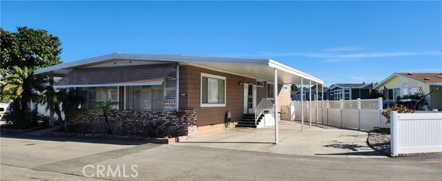 Building Photo - 16462 Poipu Ln