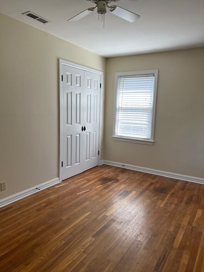 Building Photo - 3 Bed 2 Bath - Florence, AL