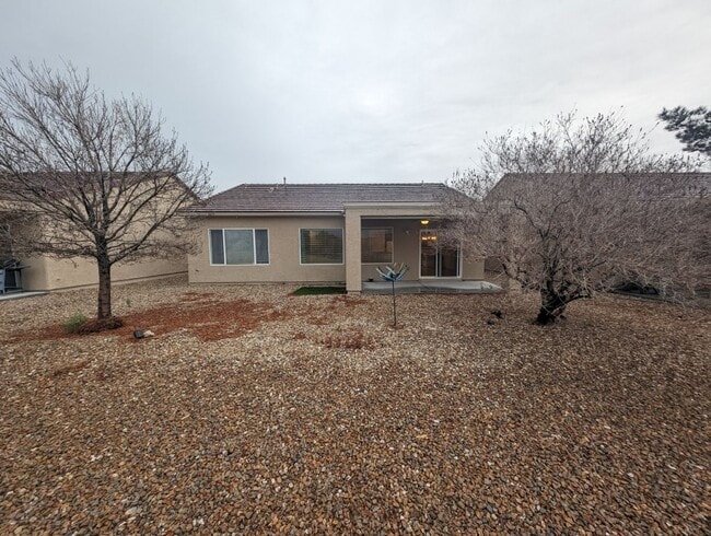 Building Photo - 7521 Chaffinch St