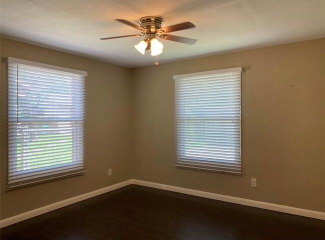 Building Photo - 206 Frawley St