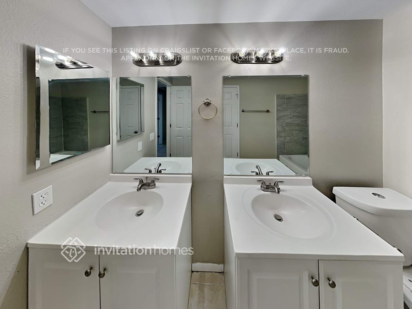 Building Photo - 7522 E Dulciana Cir