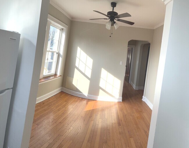 Building Photo - 3908 N Central Ave