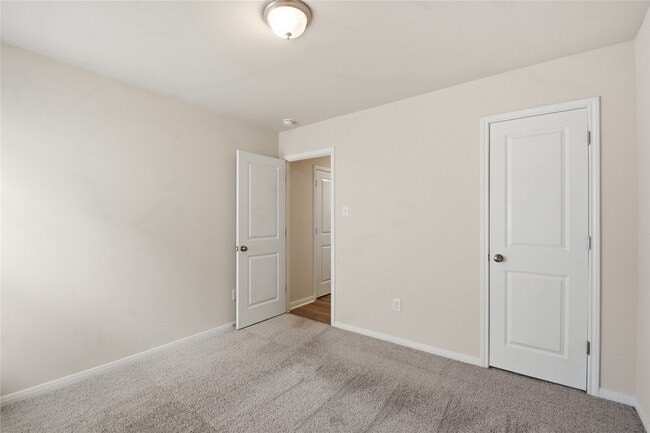 Building Photo - 15626 Del Norte Dr