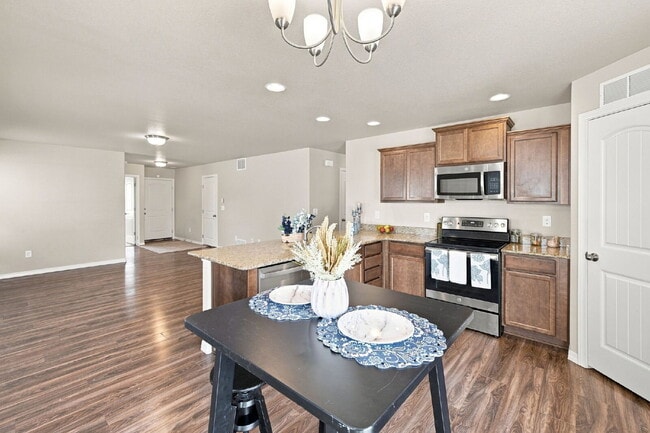 Building Photo - Beautiful Ranch Home in Ventana – Minutes from Fort Carson!