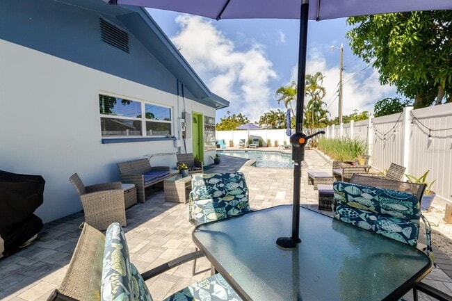 Building Photo - 6300 16th St S