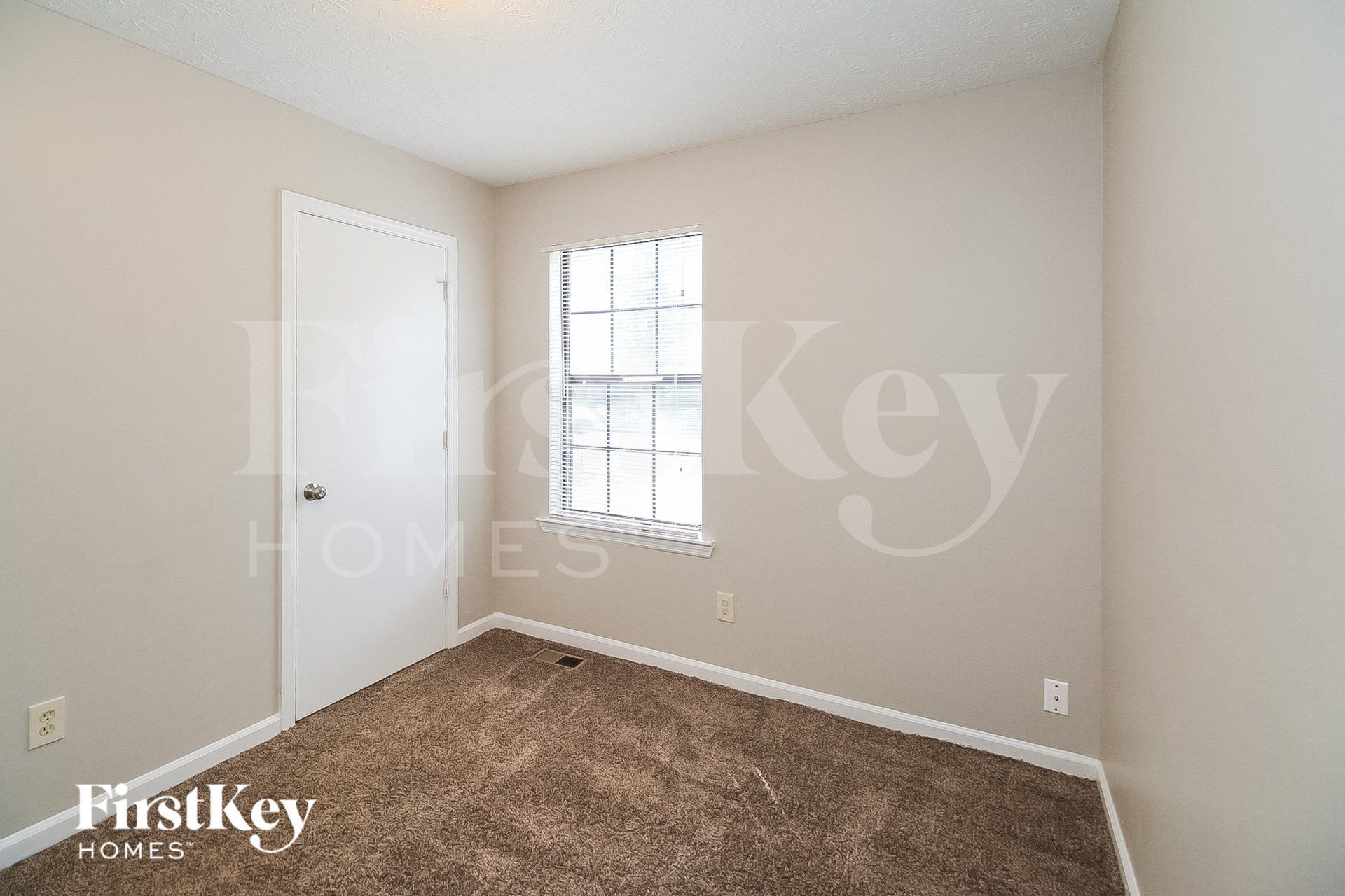 Building Photo - 7210 Buck Creek Dr