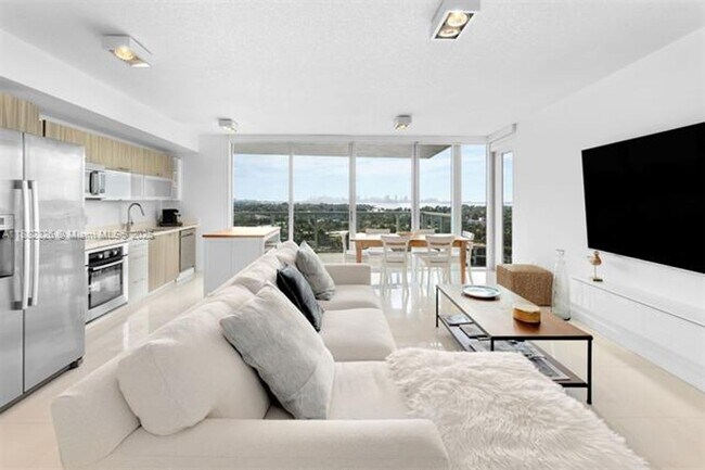Building Photo - 6700 Indian Creek Dr