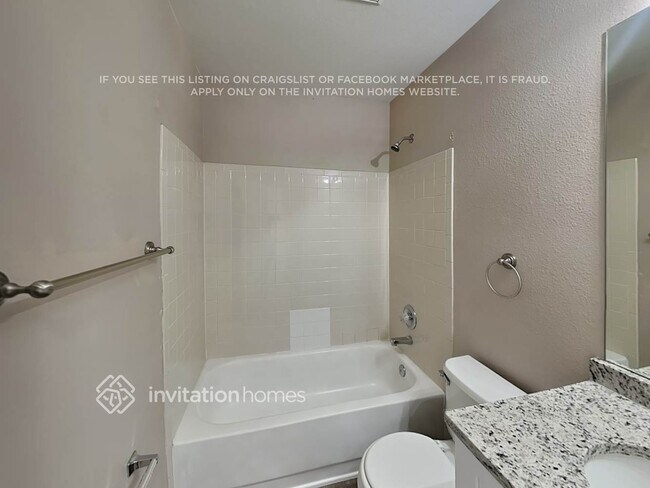 Building Photo - 10625 Hyacinth Ct