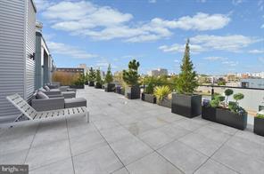 Building Photo - 1214 N American St